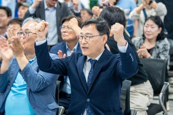  서울시교육감 진보진영 정근식 '당선 유력'