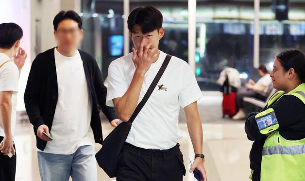 손흥민 '월드컵 마치고 한국으로'