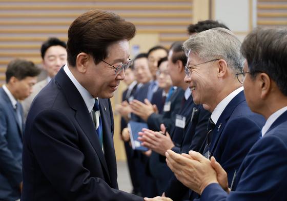 민형배 전남광주특별시장, 오늘 첫 국무회의 참석…"서울시와 동급"