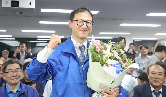 민주 울산시장 4년 만에 탈환…'보수 표심' 분열 승패 갈라