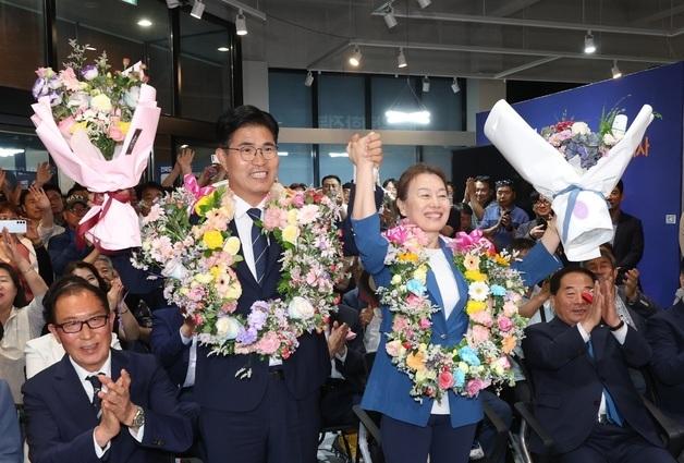 정청래, 우려했던 전북 사수했지만 서울 뺏겨…당권가도 흔들