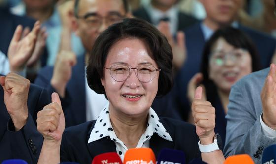 추미애 경기도지사 당선 확실…최초 여성 광역단체장