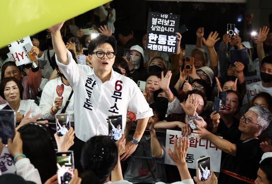 한동훈, 새벽 2시 '대역전극'…"이재명 정권 폭주 제어할 것"
