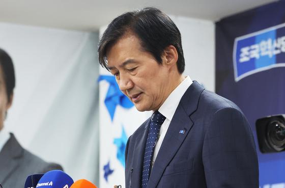 조국, 민주당에 10가지 공개질문→평택을 공천·단일화 외면·혁신당이 들러리?