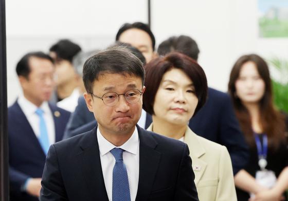 지선 승리에도 웃지 못한 與…"민의 무겁게 받아들여…더 잘하란 명령"