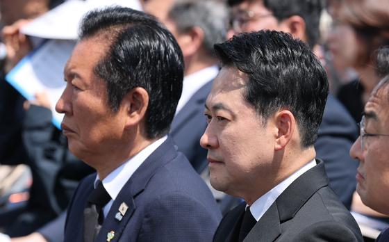 정청래 텃밭 광주행, 장동혁 일정 없이 숙고…상반된 '사퇴론' 대응