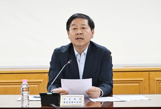 '환율 쏠림' 용인 않는다…구윤철 "시장 모니터링, 투기·불법 엄정 조치"