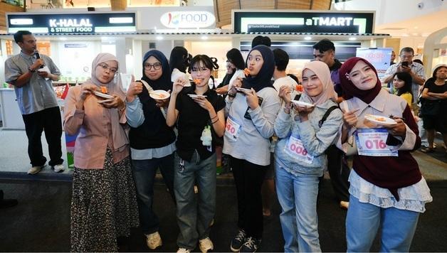 떡볶이·김밥·라면 인기몰이…정부, 인도네시아 할랄시장 공략