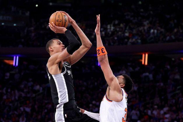 트럼프 NBA 파이널 '직관'…샌안토니오, 2연패 뒤 1승 반격
