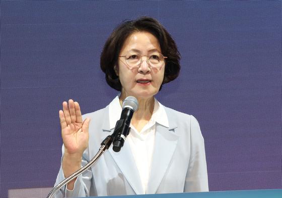 추미애 "검찰개혁 마지막 고비…예외 허용은 원칙 훼손"