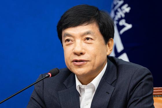 與이성윤, 최고위원 사퇴…선호투표제 도입 반발