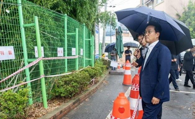 안민석 경기도교육감, 폭우 피해 학교 긴급 점검…"학생 안전 최우선"