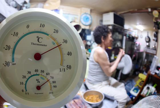 오늘 37.5도 찜통더위, 내일은 전국 비…수도권 최고 100㎜ 폭우