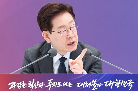 내년 예산 '800조+α'…李대통령 "추가 세수로 미래 투자"(종합)