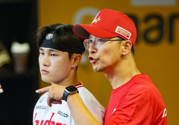 SSG, 2군 선수 위한 '퍼포먼스 멘털 코칭' 도입…최선호 초빙