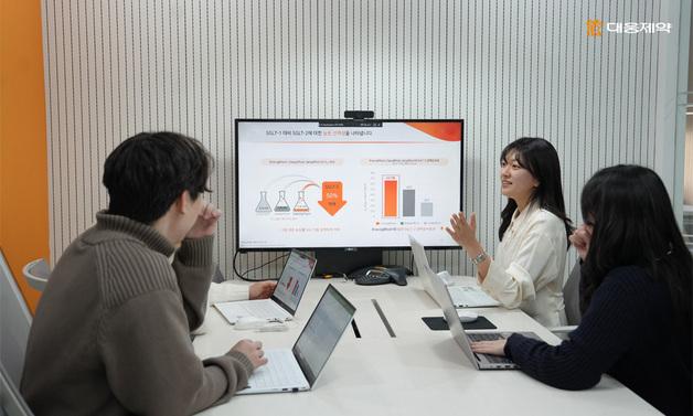 대웅제약, 육아휴직 복직률 96%…"경력단절 없는 조직문화"
