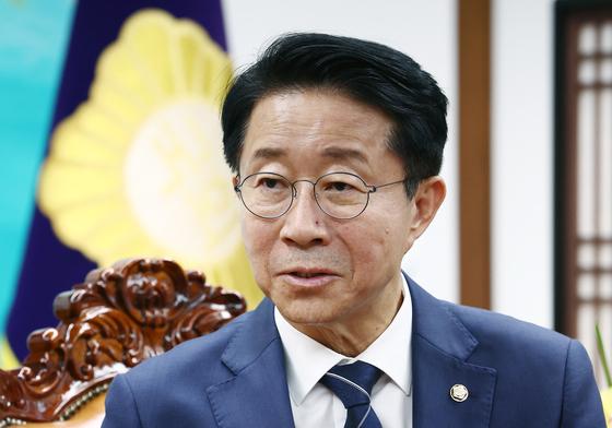 조정식 국회의장 "미래 여는 헌법 필요…개헌 국회 되도록 최선"