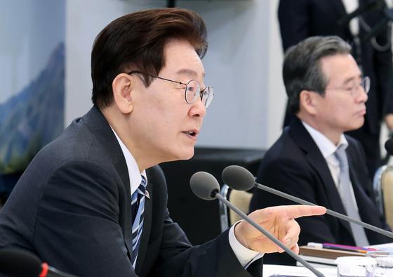 李대통령 "삼전닉스 레버리지 보완 대책 신속히 마련하라"(종합)