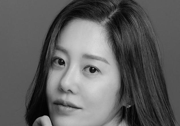 고현정, 現 소속사 아이오케이이엔엠과 재계약 "든든한 동행 계속"
