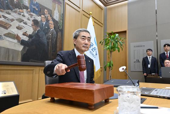 0.25%p 금리 인상에 세제 개편 예고…서울 집값 상승세 꺾일까