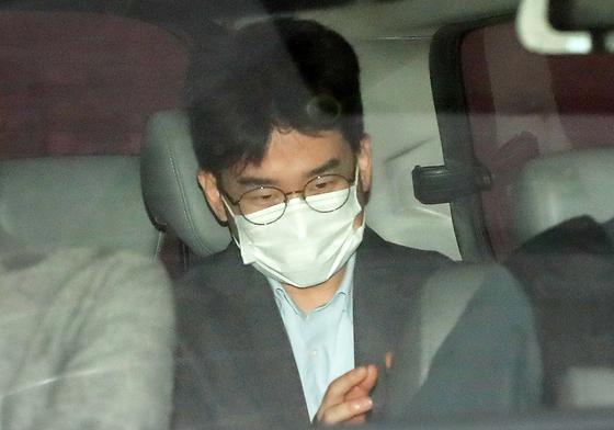 "누가 커피 좀 안 던져주나" 한마디에…정이한 '음료 투척 자작극' 모의