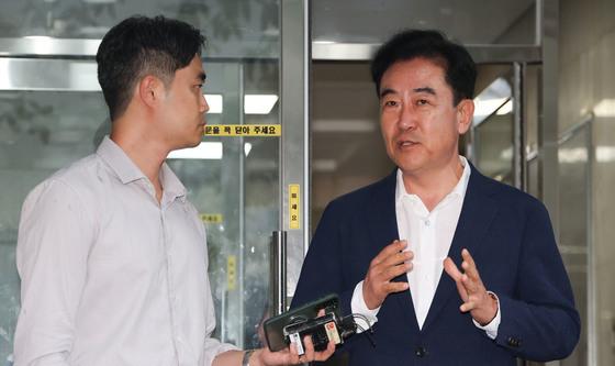 '통일교 수사 무마 의혹' 특검 출석하는 윤희근 전 경찰청장
