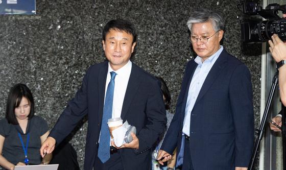 의총 참석하는 한병도