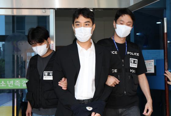 최영중 전 청주시의원 구속기간 연장…25일까지