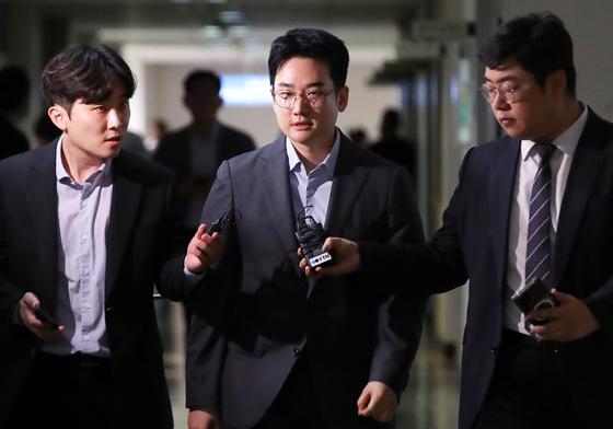 [뉴스1PICK] 정이한 구속 갈림길…'음료컵 자작극' 의혹