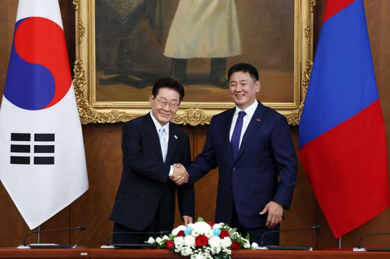 [뉴스1 PICK] 李대통령 ”한-몽 CEPA 원칙적 타결… 황금시대 열 것”
