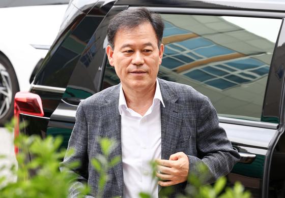 [뉴스1 PICK]'관저 이전 특혜 의혹' 윤한홍 첫 소환…"나와 관련 없다"