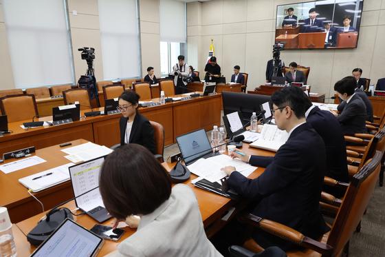 野 단독 국조특위서 '투표율 오입력' 질타…"부정선거 아냐" "그게 부정"