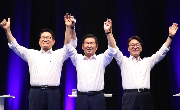 與호남 투표 첫날, 宋·鄭·金 신경전에 고발까지…친명·친청 갈등 격화(종합)