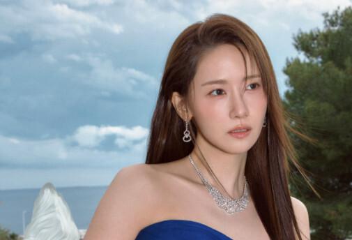윤아, 완벽 드레스 자태에 쭉 뻗은 각선미까지…비주얼 끝판왕 [N샷]