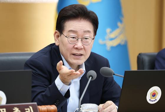 李대통령 "노란봉투법 기준 명시 요구 일리 있어"…노동부 질타