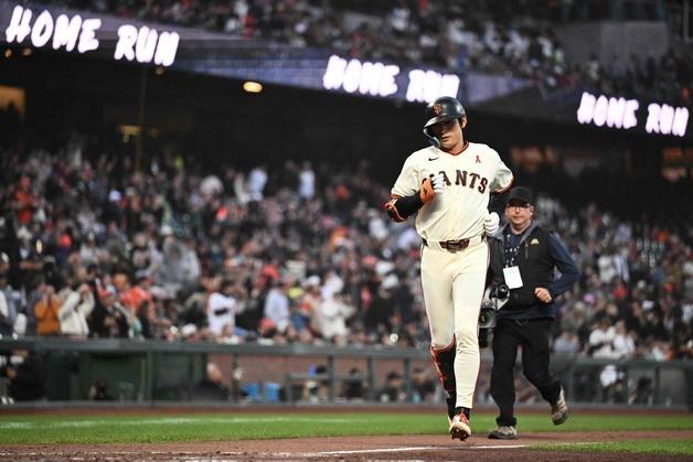 이정후, MLB 진출 후 시즌 최다 9호 홈런…멀티 히트 '타율 3할'