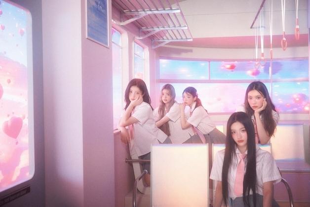 아일릿 '체리시', 스포티파이 2억 스트리밍 달성…통산 네 번째