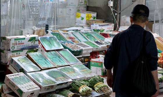폭염과 가뭄에 '실물 대신 사진으로'