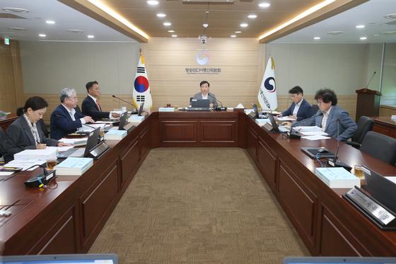 "AI 유해정보 어떻게 막을까"…이용자 안전장치 구축한다
