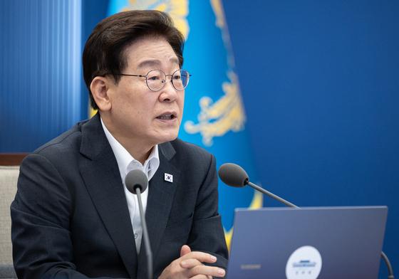 靑 "선택적 모병제, 연내 발표·내년 시행…스마트 강군 탈바꿈"(종합2보)