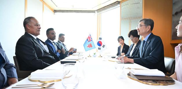 韓·피지, 11년 만에 외교장관회담…중동발 에너지 공급망 협력 논의