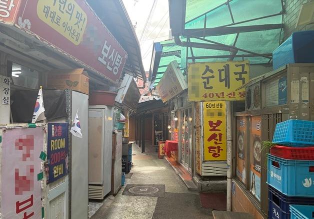 '3대째 닭한마리 운영' 할머니 울상…폭염·고물가에 "복날 특수 없었다"