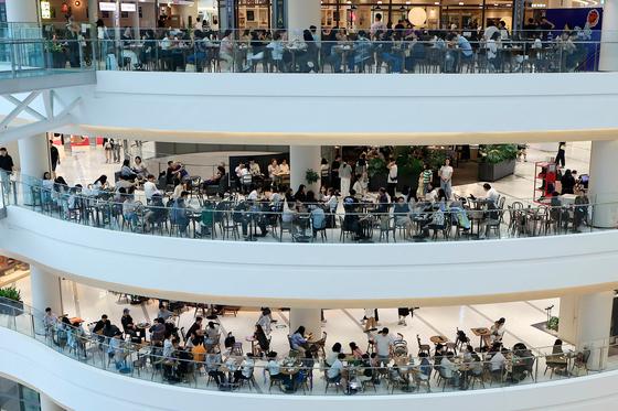 삼전닉스 성과급 '22조' 풀린다…한은 "내년 성장률 최대 0.09%p↑"
