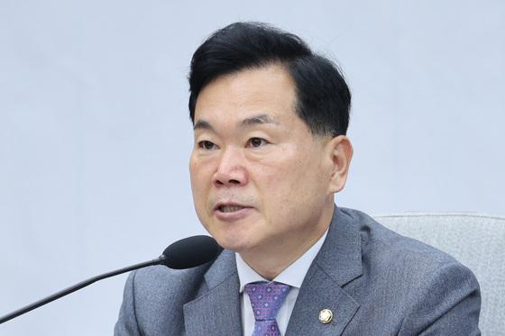 김승수 "李대통령, 당권 장악 작전 실패…권력의 황혼 맞고 있어"