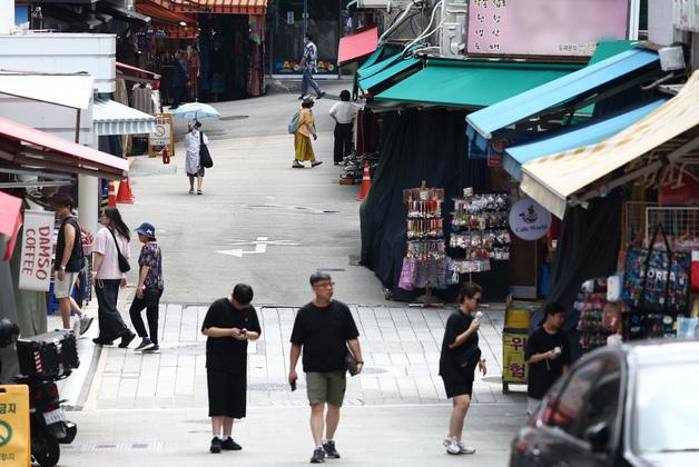 긴 연휴에도 생활상권은 한숨…소상공인 8월 전망 연중 최저