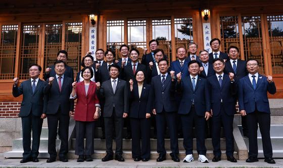 한성숙 총리, 주택공급 관련 서울 구청장 간담회