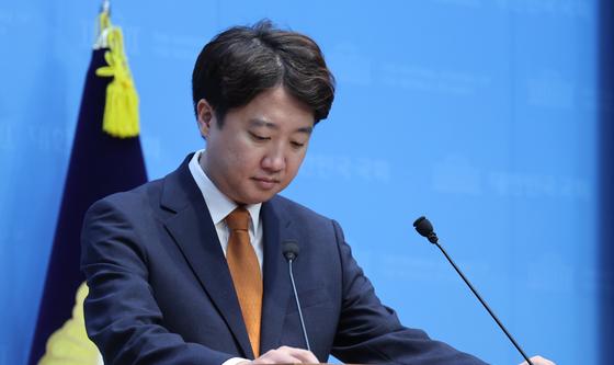 이준석 "당 자강·쇄신 설득 못해…모든 책임지고 사퇴"
