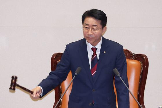 조의장 "여성 의원 수, 세계 추세에 부족…여성 리더십 확대해야"