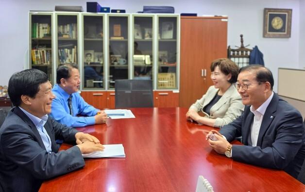 이재각 진도군수, 국회 방문 '내년 국비 확보' 활동 진력