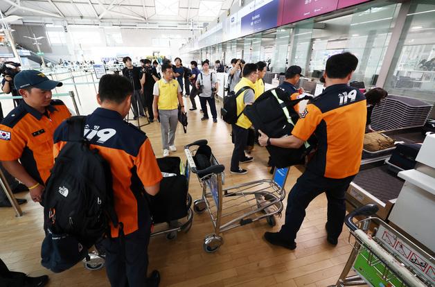 정부 합동 신속대응팀 네팔로 출국…"실종 국민 수색·구조에 최선"